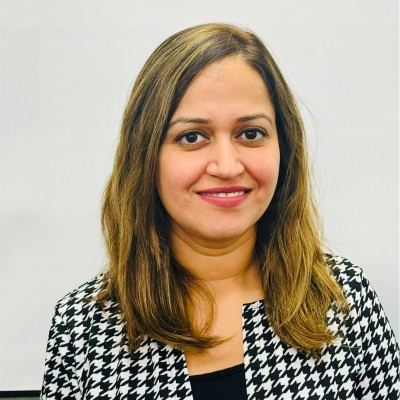 Sania  Sanzgiri Headsot